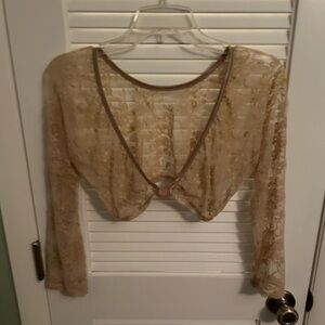Sleevey Wonders Bralette Size  Large Good Under or Over clothing. V neck back-